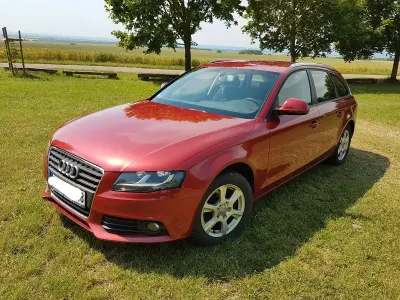 Gebraucht Audi A4 Attraction 120 PS (88 kW) 2009 Rot Kombi