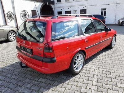 Gebraucht Opel Vectra Sport 136 PS (100 kW) 1998 Rot Kombi