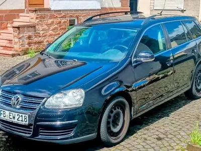 Gebraucht VW Golf VI Comfortline 122 PS (89 kW) 2009 Schwarz Kleinwagen