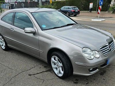 Mercedes C180