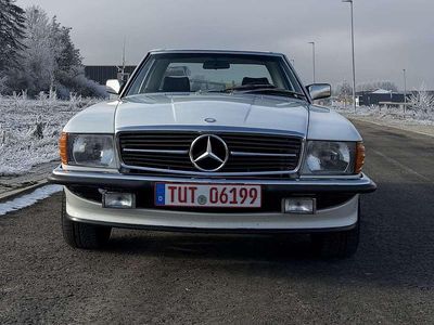 Usata Mercedes SL280 185 CV (136 kW) 1984 Bianco Cabrio