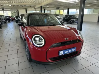 Brugt Mini Cooper 160 kW (218 HK) 2025 Rød Hatchback