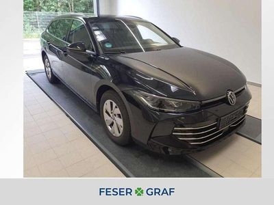 Grenadillschwarz metallic Gebraucht 2024 VW Passat Elegance Kombi | 39.260 € (Guter Preis)