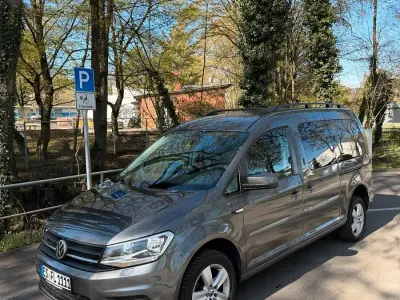 Gebraucht VW Caddy Trendline 122 PS (89 kW) 2017 Grau Van / Kleinbus