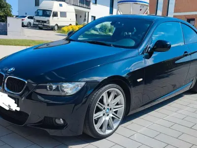 Gebraucht BMW 320 M Sport 177 PS (130 kW) 2010 Schwarz Coupé