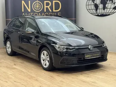 Gebraucht VW Golf VIII Life 110 PS (80 kW) 2022 Schwarz Kombi
