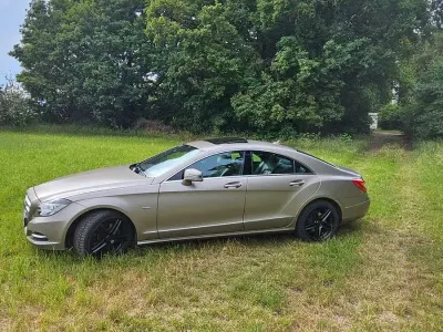 Gebraucht Mercedes CLS350 265 PS (194 kW) 2011 Grün Coupé