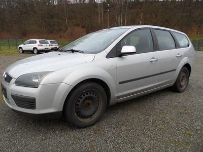 Silber Gebraucht 2007 Ford Focus Fun X Limousine | 1.450 € (Guter Preis)