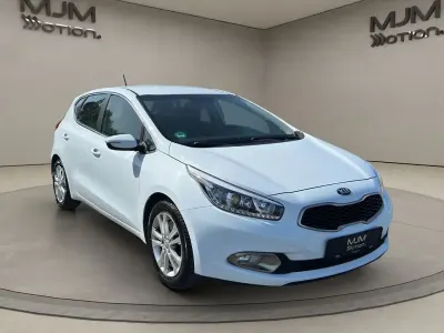 Gebraucht Kia Ceed 135 PS (99 kW) 2014 Kleinwagen