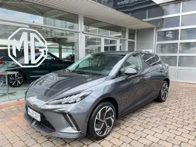Używany MG MG4 EV 139 kW (190 KM) 2026 Szary Hatchback
