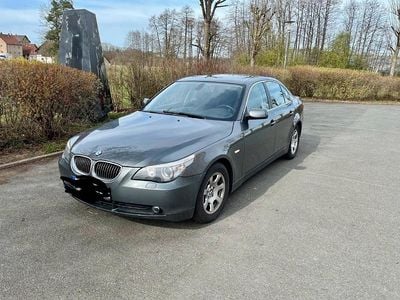 BMW 523