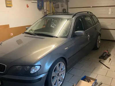 Gebraucht BMW 320 170 PS (125 kW) 2003 Grau Kombi