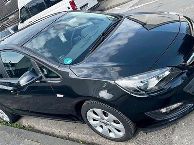 Usata Opel Astra Edition 120 CV (88 kW) 2015 Nero Berlina