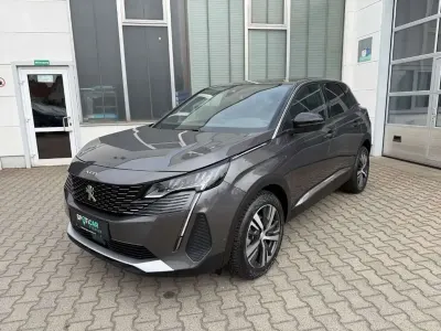 Gebraucht Peugeot 3008 Allure 131 PS (96 kW) 2024 Platinium grau metallic SUV