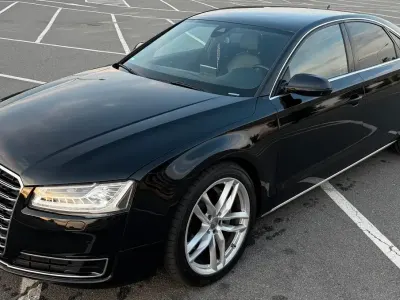 Gebraucht Audi A8 Comfort 268 PS (197 kW) 2016 Schwarz Limousine