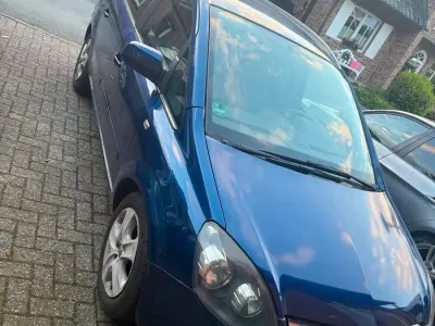 Gebraucht Opel Zafira 125 PS (91 kW) 2011 Blau Van / Kleinbus