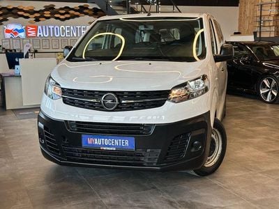 Gebraucht Opel Vivaro 120 PS (88 kW) 2022 Weiß Van / Kleinbus