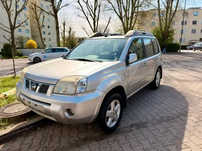 Usata Nissan X-Trail 136 CV (100 kW) 2004 Argento SUV
