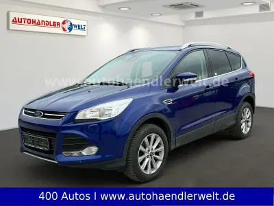 Gebraucht Ford Kuga SYNC Edition 150 PS (110 kW) 2016 Blau SUV