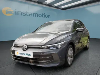 Gebraucht VW Golf VIII 150 PS (110 kW) 2025 Grau Kleinwagen