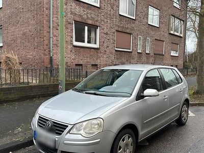 Gebraucht VW Polo 70 PS (51 kW) 2006 Grau Kleinwagen