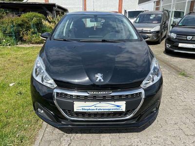 gebraucht Peugeot 208 Active 5trg. mit Klima/Panoramadach/Alus/PDC/ESP/