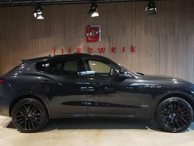 Gebraucht Maserati Levante 430 PS (316 kW) 2021 Schwarz SUV