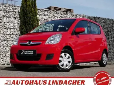 Gebraucht Daihatsu Cuore 69 PS (50 kW) 2011 Rot