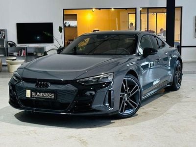 Grau Gebraucht 2023 Audi e-tron GT quattro Exclusive Limousine | 46.980 € (Guter Preis)