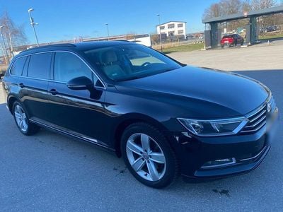 Gebraucht VW Passat Comfortline 150 PS (110 kW) 2018 Schwarz Kombi