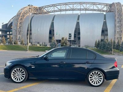 Gebraucht BMW 320 150 PS (110 kW) 2006 Blau Limousine