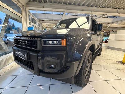 Neu Toyota Land Cruiser Executive 205 PS (150 kW) 2026 Grau SUV
