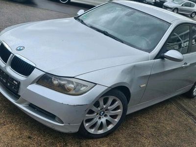 gebraucht BMW 318 E90 i Euro 4