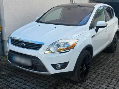 Gebraucht Ford Kuga 163 PS (119 kW) 2011 Weiß SUV