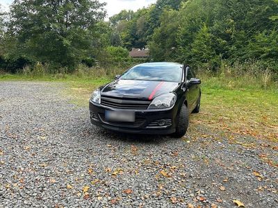 Gebraucht Opel Astra GTC 115 PS (84 kW) 2007 Schwarz Kleinwagen