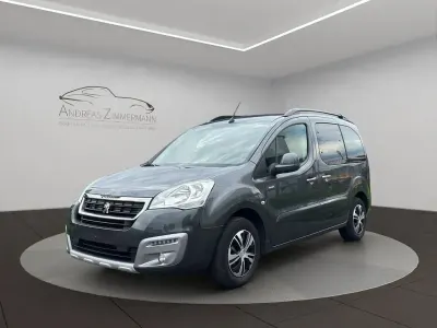Occasion Peugeot Partner Tepee Style 110 PK (80 kW) 2018 Grijs MPV