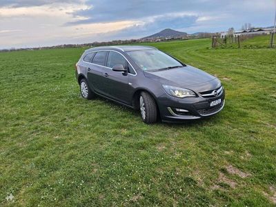 gebraucht Opel Astra Sports T. 2.0 CDTI Active Active