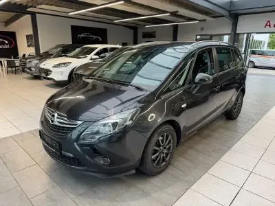 Gebraucht Opel Zafira Tourer Business Edition 140 PS (102 kW) 2016 Schwarz Van / Kleinbus