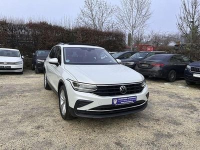 Oryxweiss Gebraucht 2023 VW Tiguan Life SUV | 23.479 € (Guter Preis)