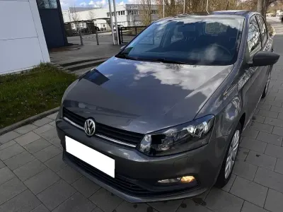 Gebraucht VW Polo Trendline 75 PS (55 kW) 2014 Grau Limousine