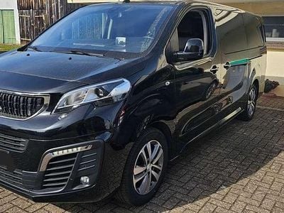 Gebraucht Peugeot Traveller Business-Line 177 PS (130 kW) 2020 Schwarz Van / Kleinbus