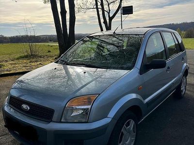 Begagnad Ford Fusion 100 HK (73 kW) 2008 Blå Halvkombi