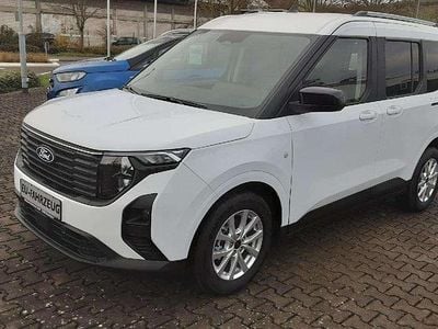 Neu Ford Tourneo Courier Titanium 125 PS (91 kW) 2025 Frostweiß Van / Kleinbus