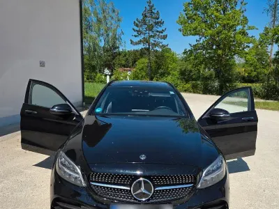Gebraucht Mercedes C300e AMG line 306 PS (225 kW) 2020 Schwarz Kombi