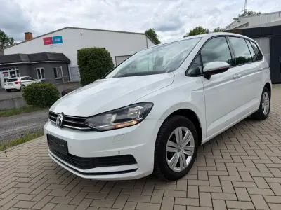 Gebraucht VW Touran 116 PS (85 kW) 2017 Weiß Van / Kleinbus