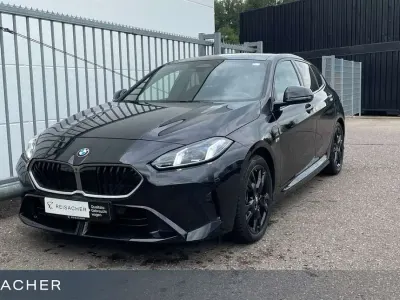 Gebraucht BMW 120 Efficient Dynamics 156 PS (114 kW) 2024 Saphirschwarz metallic Limousine