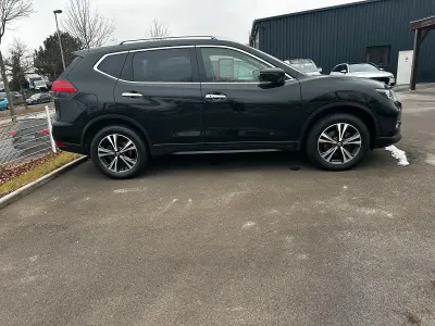 Gebraucht Nissan X-Trail Tekna 150 PS (110 kW) 2020 Schwarz SUV