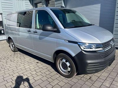 Usata VW Caravelle Comfortline 204 CV (150 kW) 2023 Argento Furgone