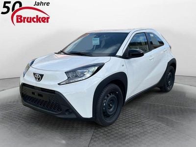 Neu Toyota Aygo X Business Edition 72 PS (52 kW) 2026 Schneeweiß SUV