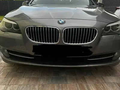 Gebraucht BMW 525 209 PS (153 kW) 2011 Grau Limousine